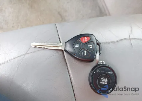 2010 Toyota Camry Se/Le/Xle from USA, damaged, VIN 4T1BF3EK0AU006373